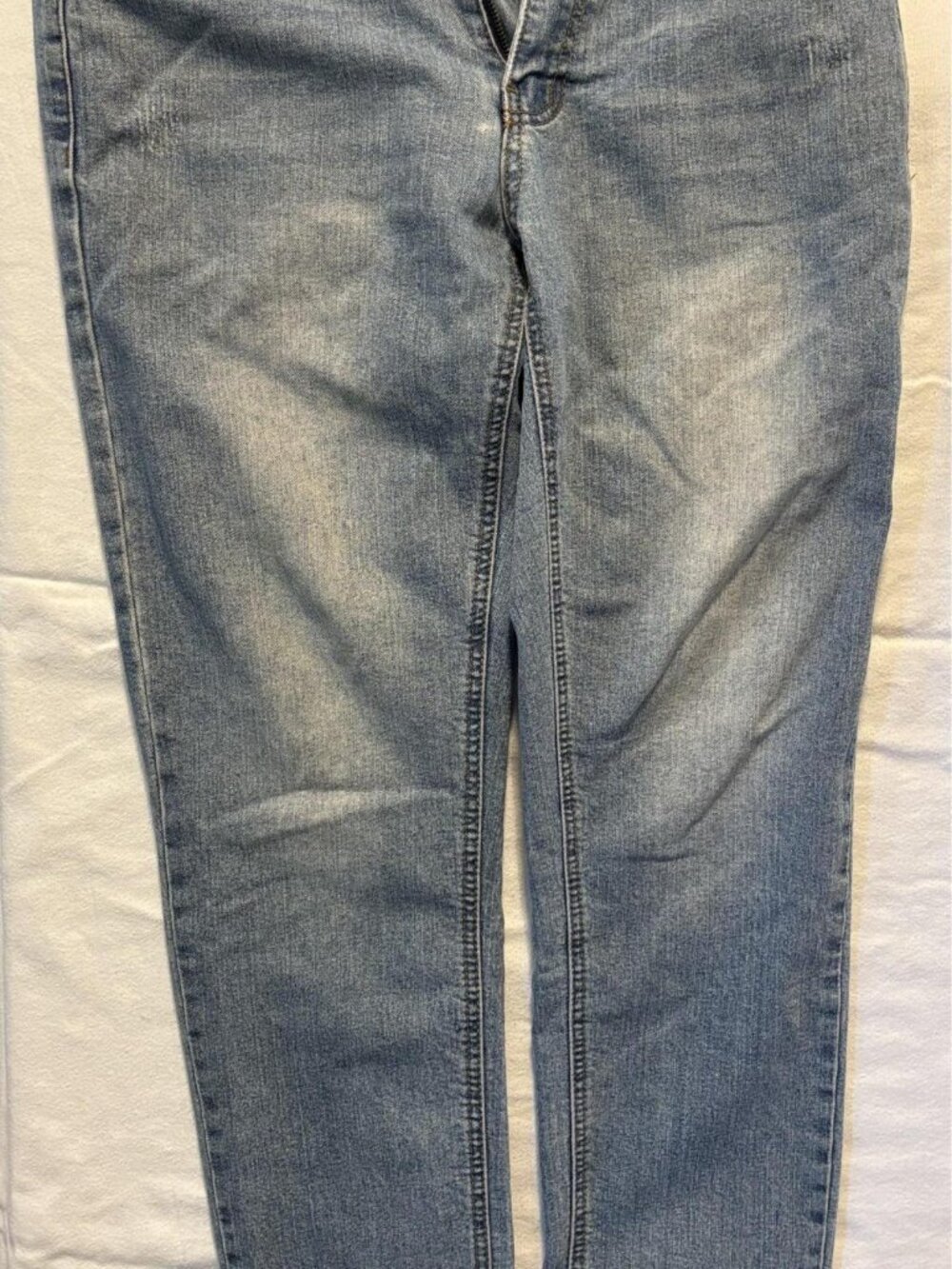 Stitch & Rivets 32X30 - Picture 3 of 4